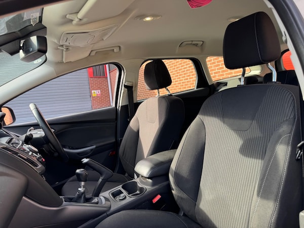 Used Ford Focus 2013 for sale - 76294568: Photo 26