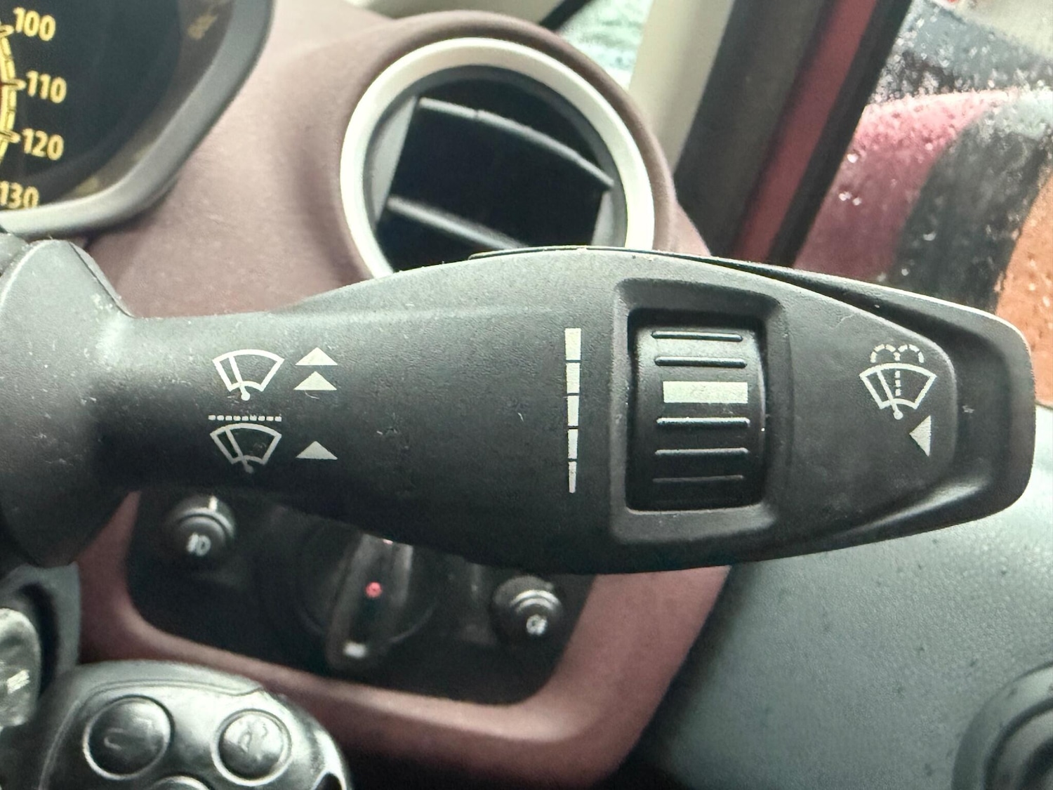 Used Ford Fiesta 2011 for sale - 77440182: Photo 11