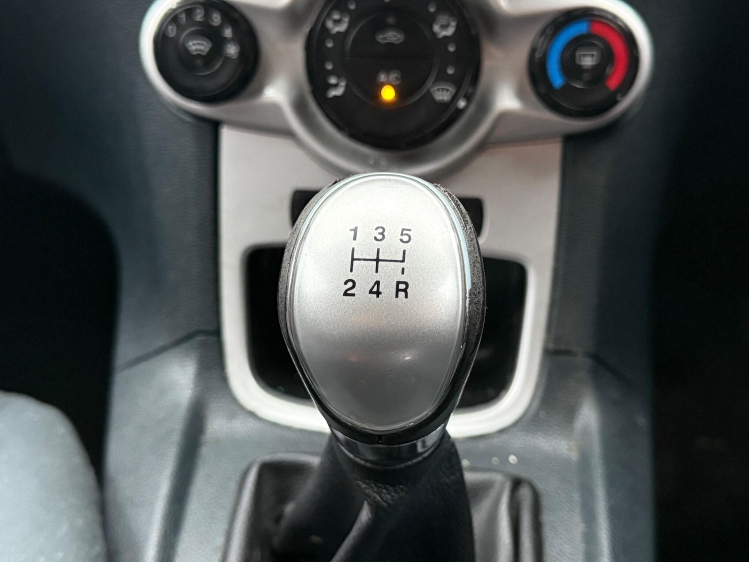 Used Ford Fiesta 2011 for sale - 77440182: Photo 17