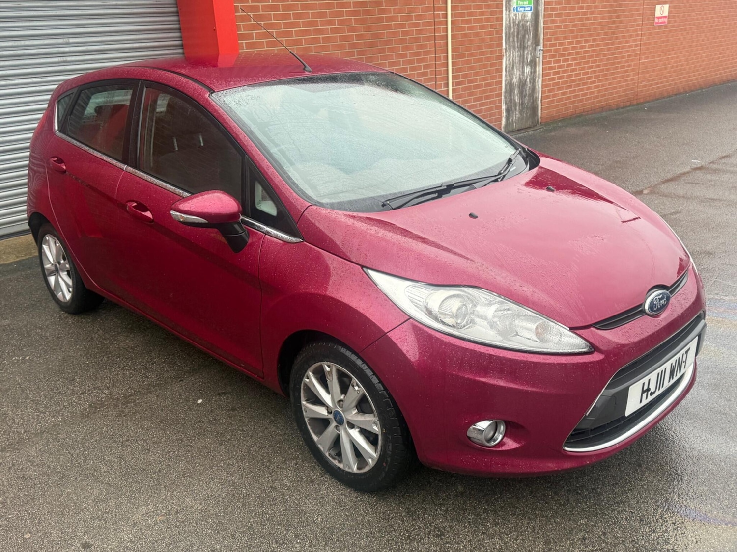 Used Ford Fiesta 2011 for sale - 77440182: Photo 2
