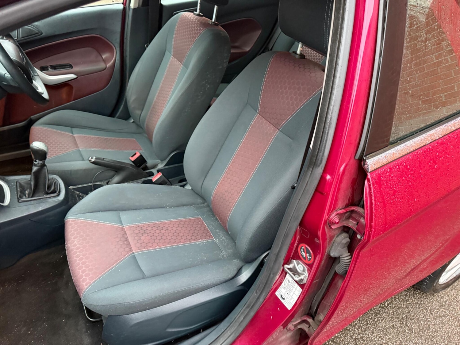 Used Ford Fiesta 2011 for sale - 77440182: Photo 23