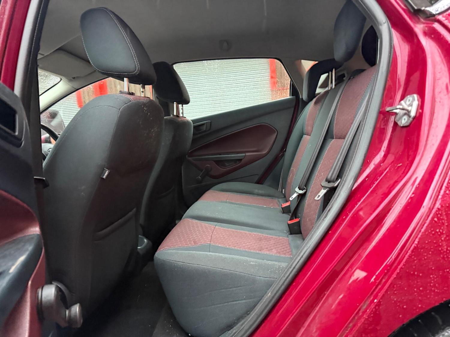 Used Ford Fiesta 2011 for sale - 77440182: Photo 24