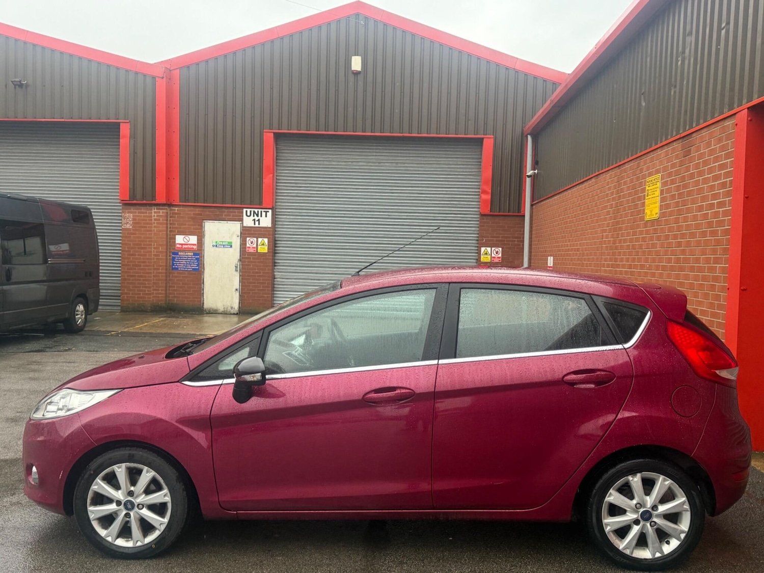 Used Ford Fiesta 2011 for sale - 77440182: Photo 8