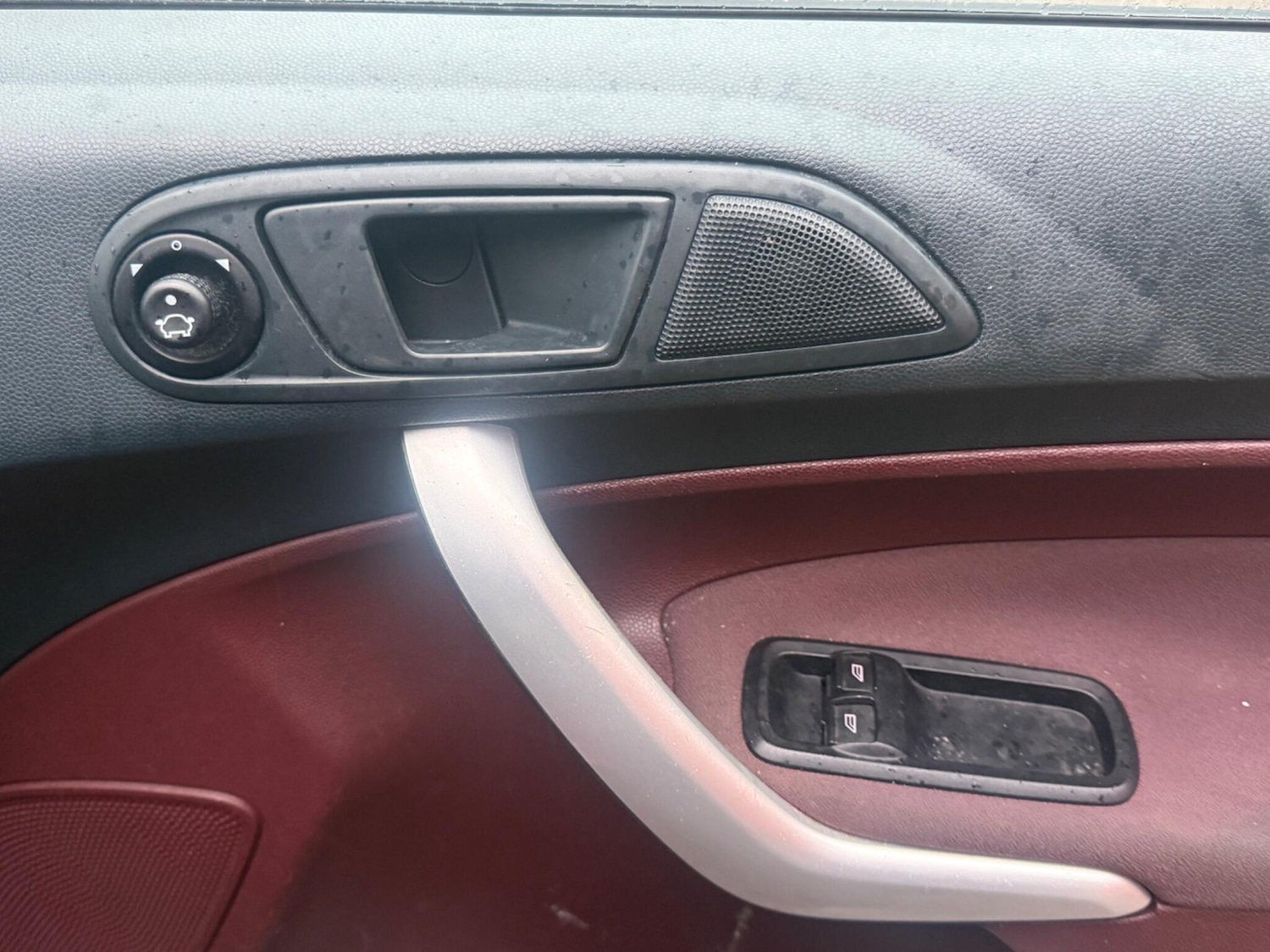 Used Ford Fiesta 2011 for sale - 77440182: Photo 9