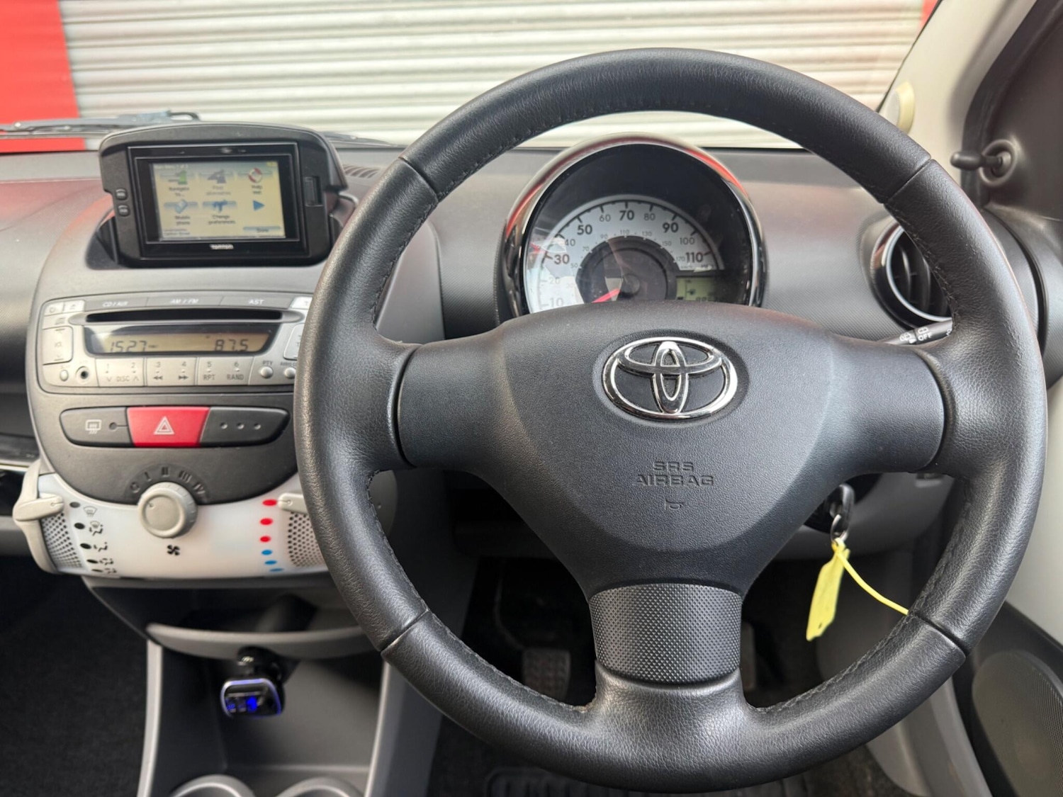 Used Toyota AYGO 2011 for sale - 77559805: Photo 17