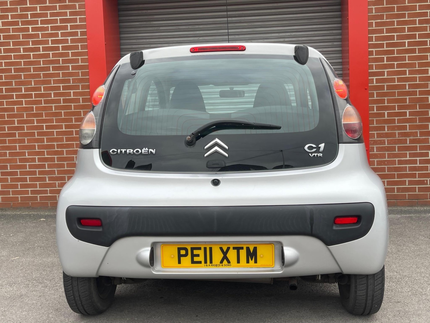 Vehicle 21