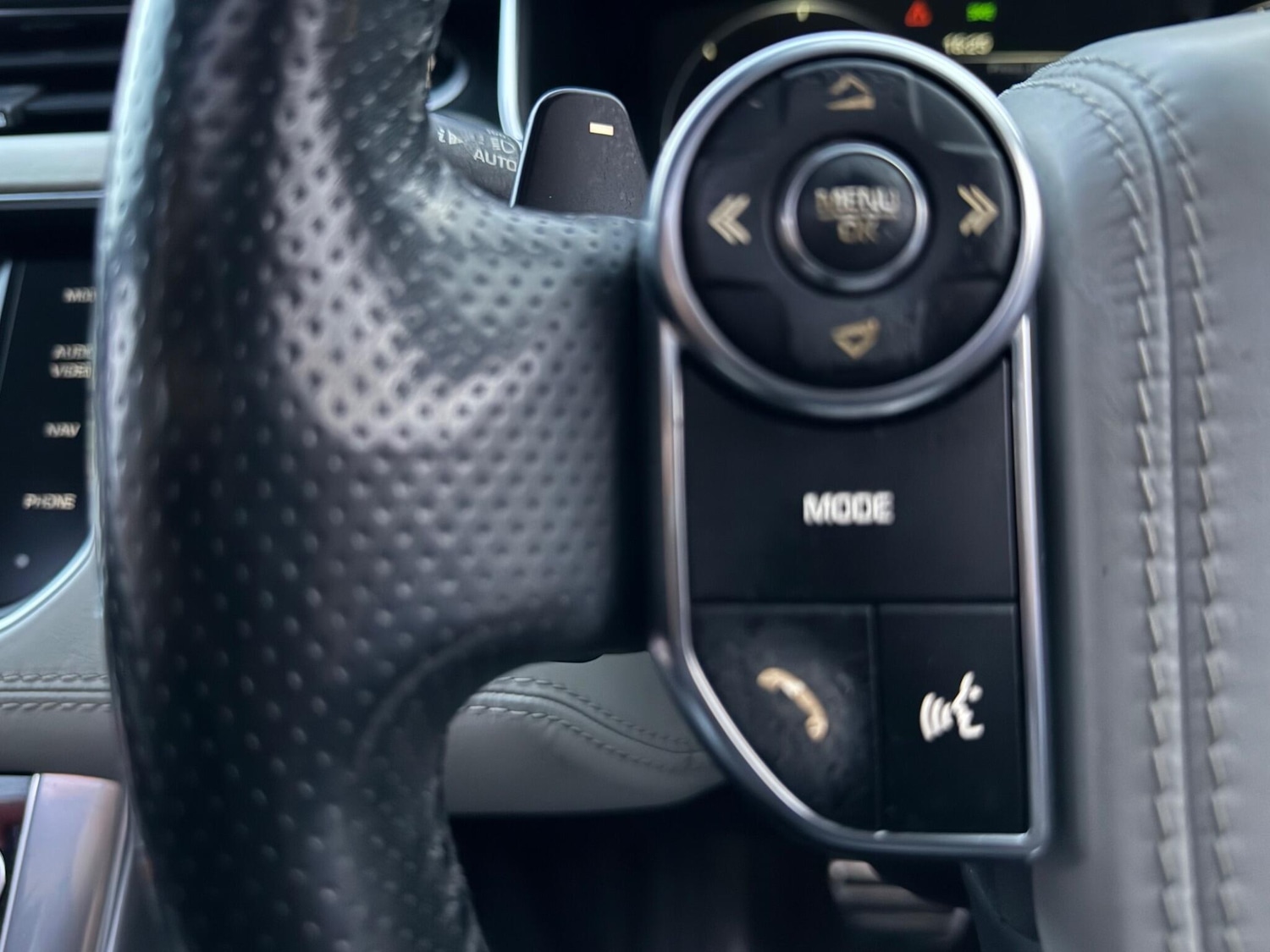 Used Land Rover Range Rover Sport 2014 for sale - 77386215: Photo 15