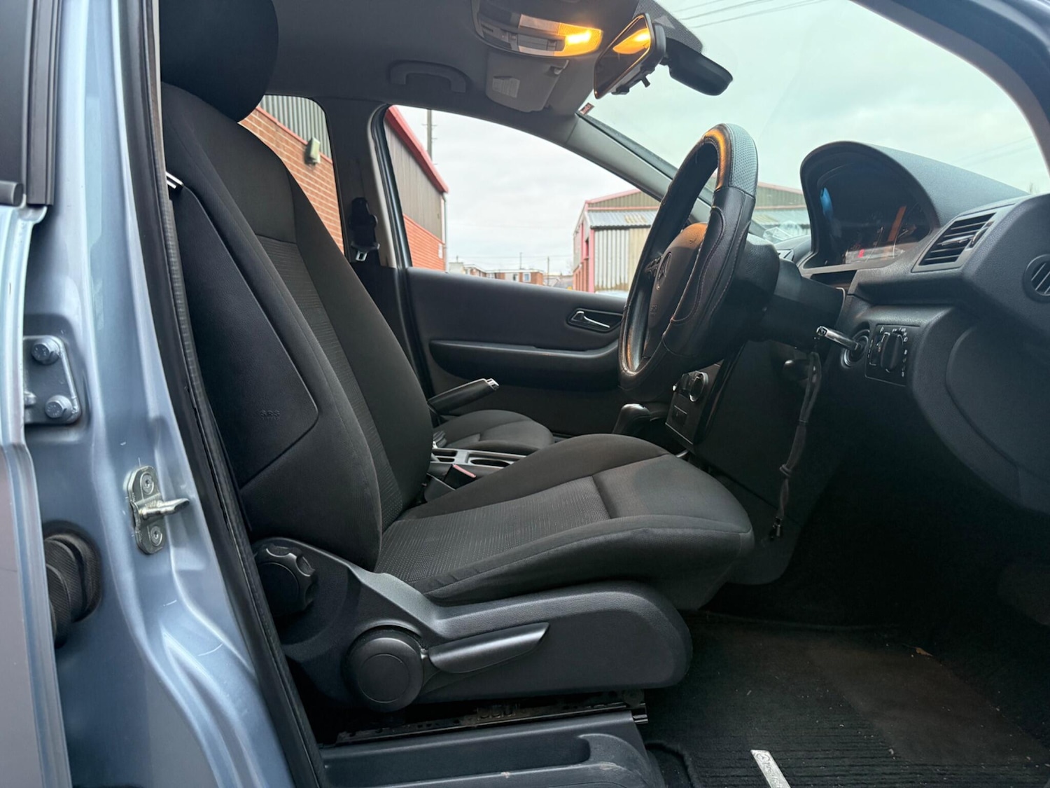 Used Mercedes-Benz A-Class 2009 for sale - 76743476: Photo 20