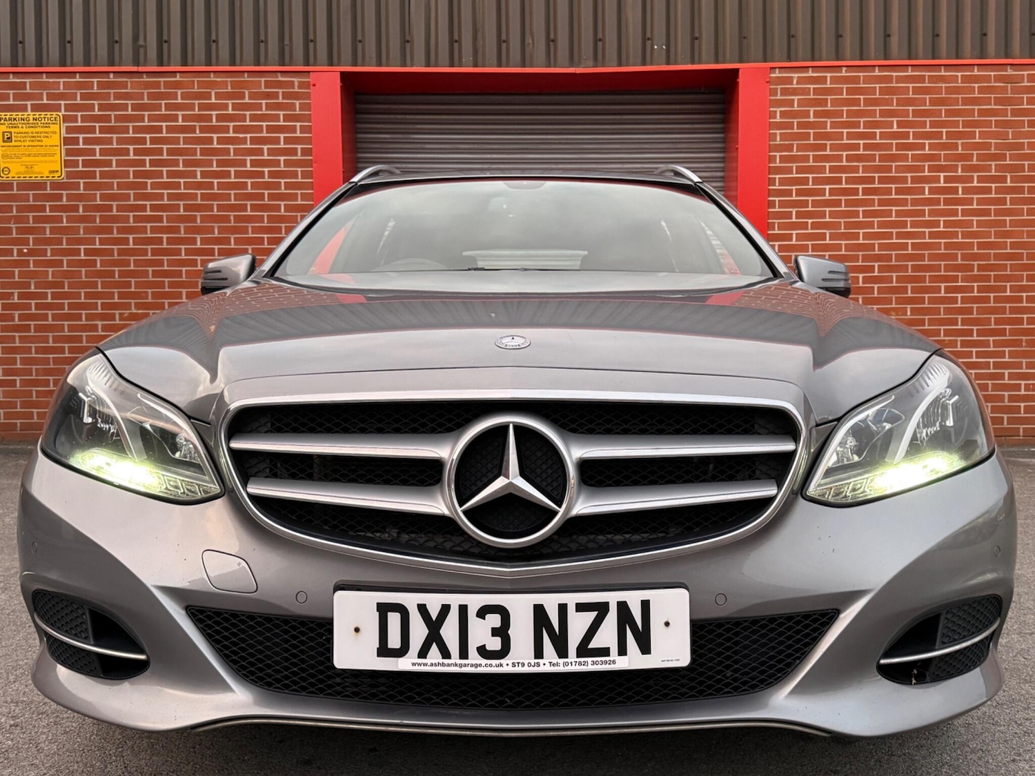 Used Mercedes-Benz E Class 2013 for sale - 76200527: Photo 4