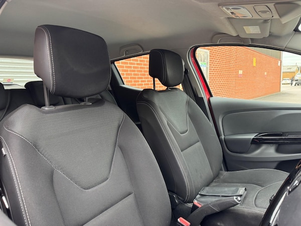 Used Renault Clio 2014 for sale - 76294514: Photo 9