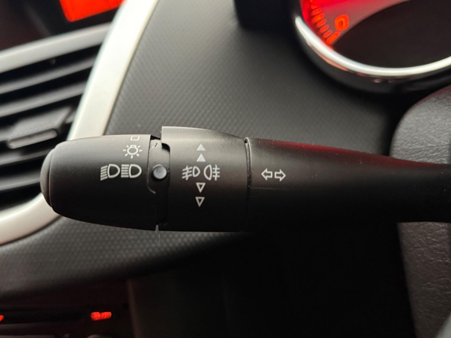 Used Peugeot 207 2010 for sale - 76024513: Photo 12