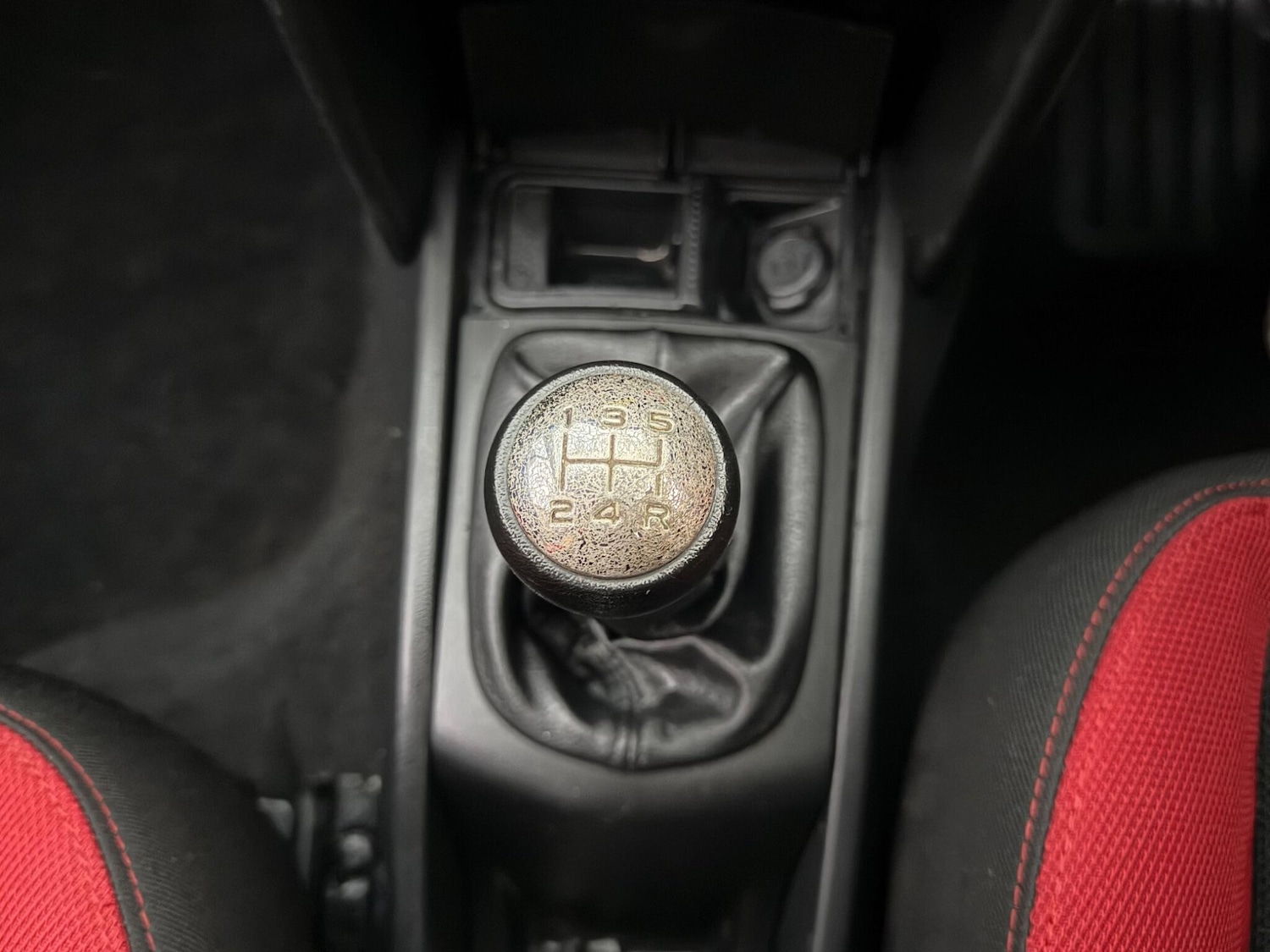 Used Peugeot 207 2010 for sale - 76024513: Photo 16