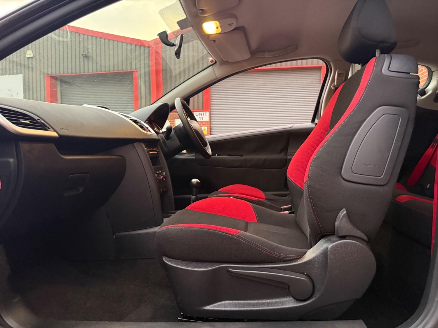 Used Peugeot 207 2010 for sale - 76024513: Photo 20