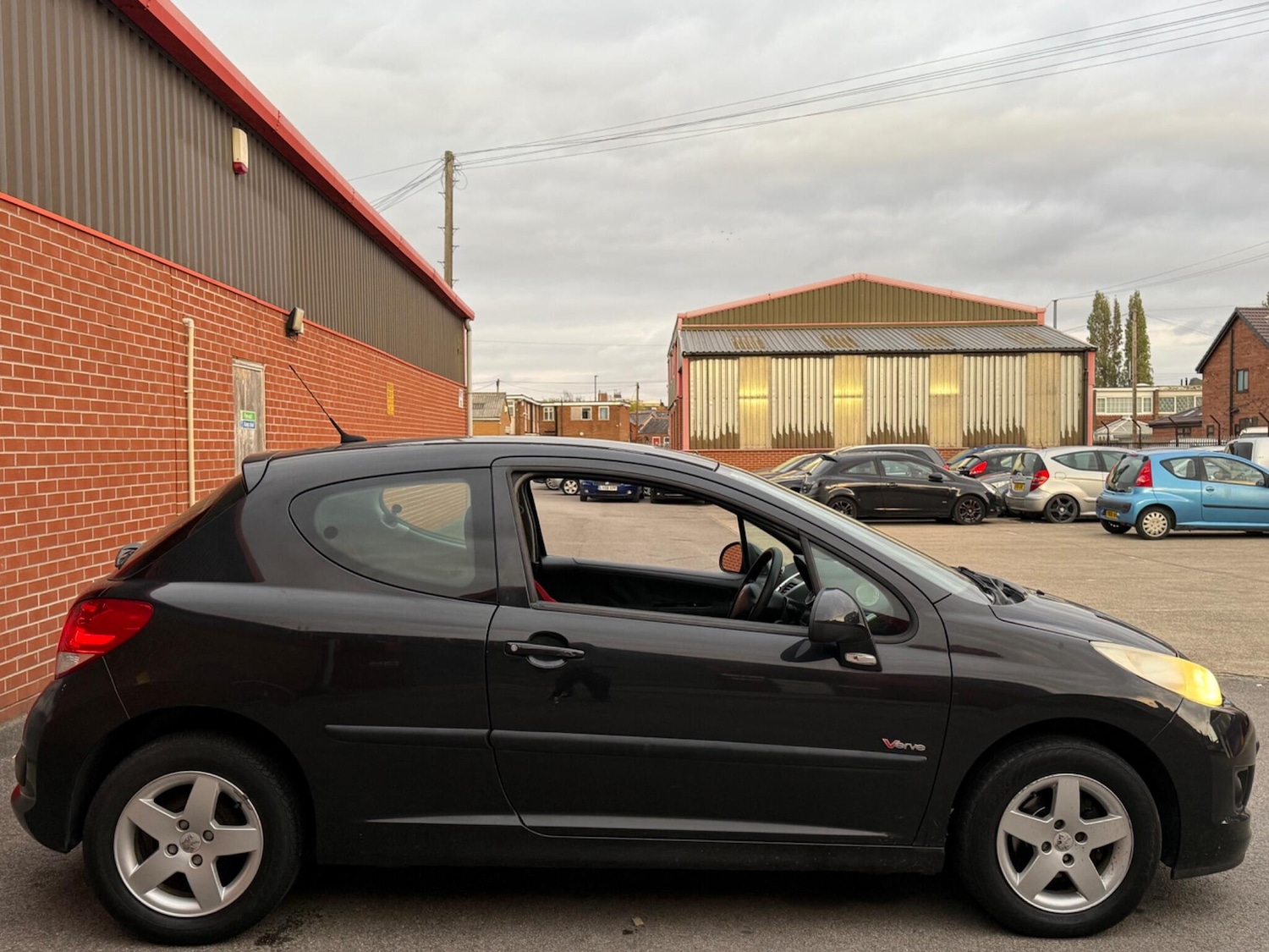 Used Peugeot 207 2010 for sale - 76024513: Photo 7