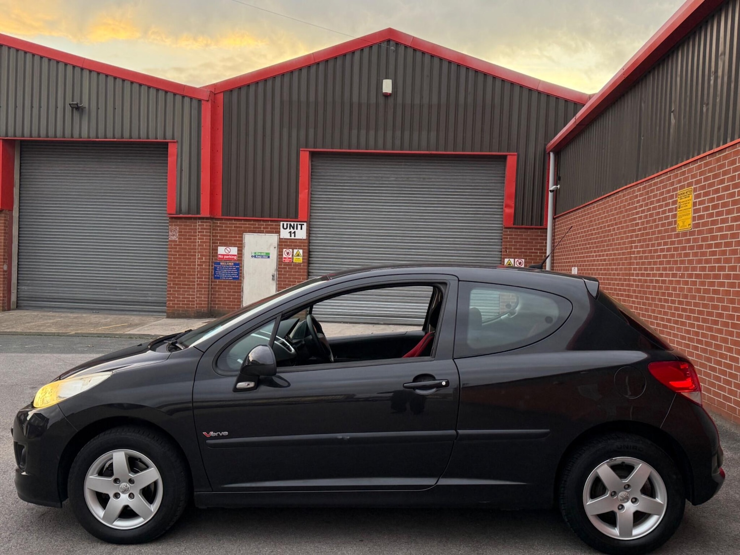 Used Peugeot 207 2010 for sale - 76024513: Photo 8