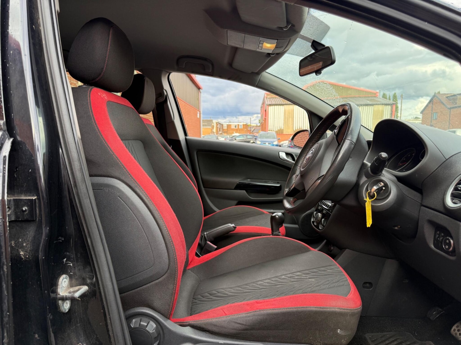 Used Vauxhall Corsa 2011 for sale - 76989422: Photo 19