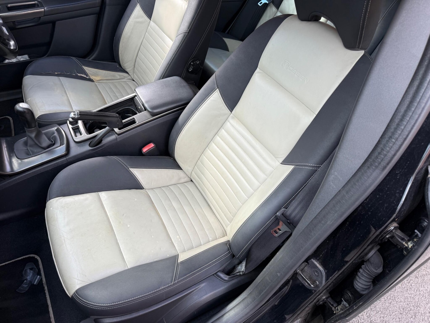 Used Volvo V50 2012 for sale - 78058557: Photo 25