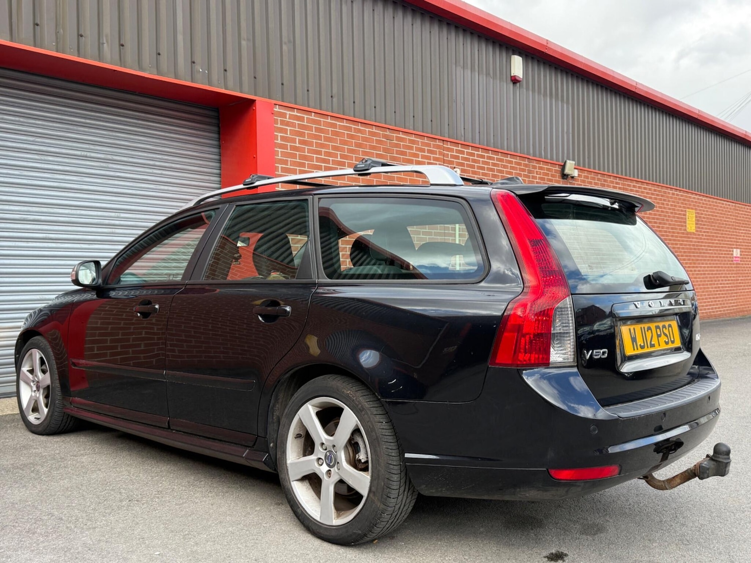 Used Volvo V50 2012 for sale - 78058557: Photo 32