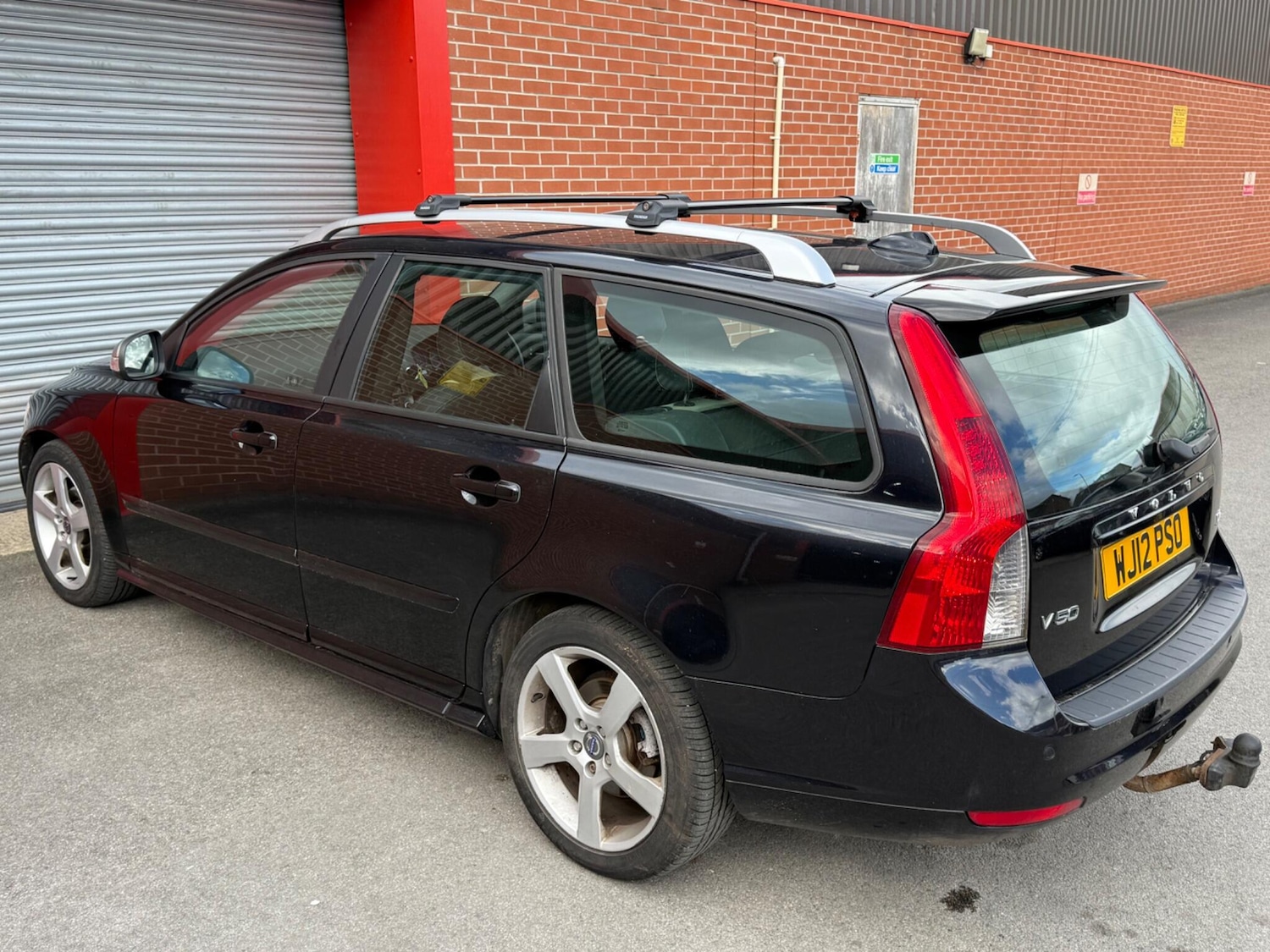 Used Volvo V50 2012 for sale - 78058557: Photo 33