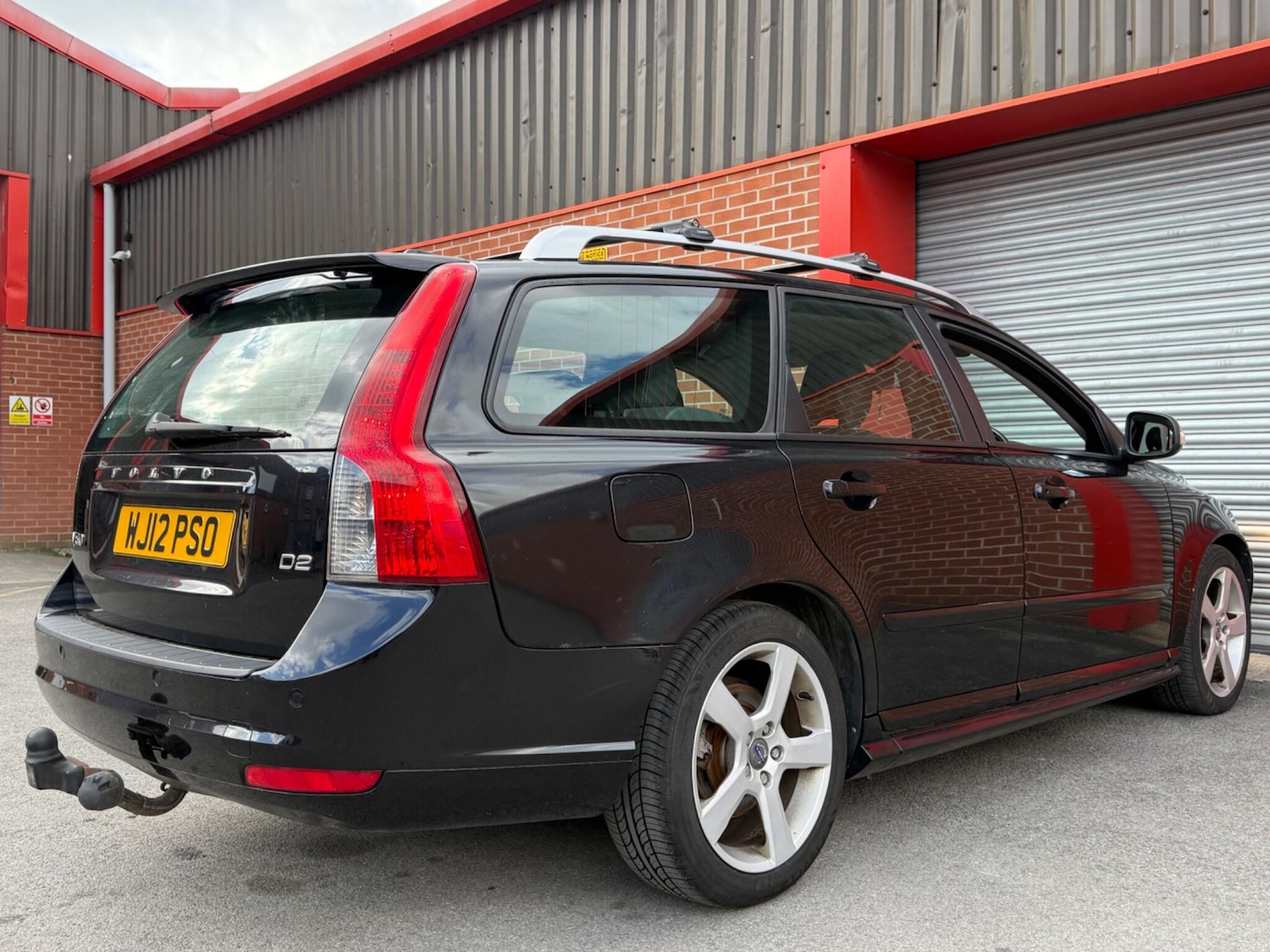Used Volvo V50 2012 for sale - 78058557: Photo 34