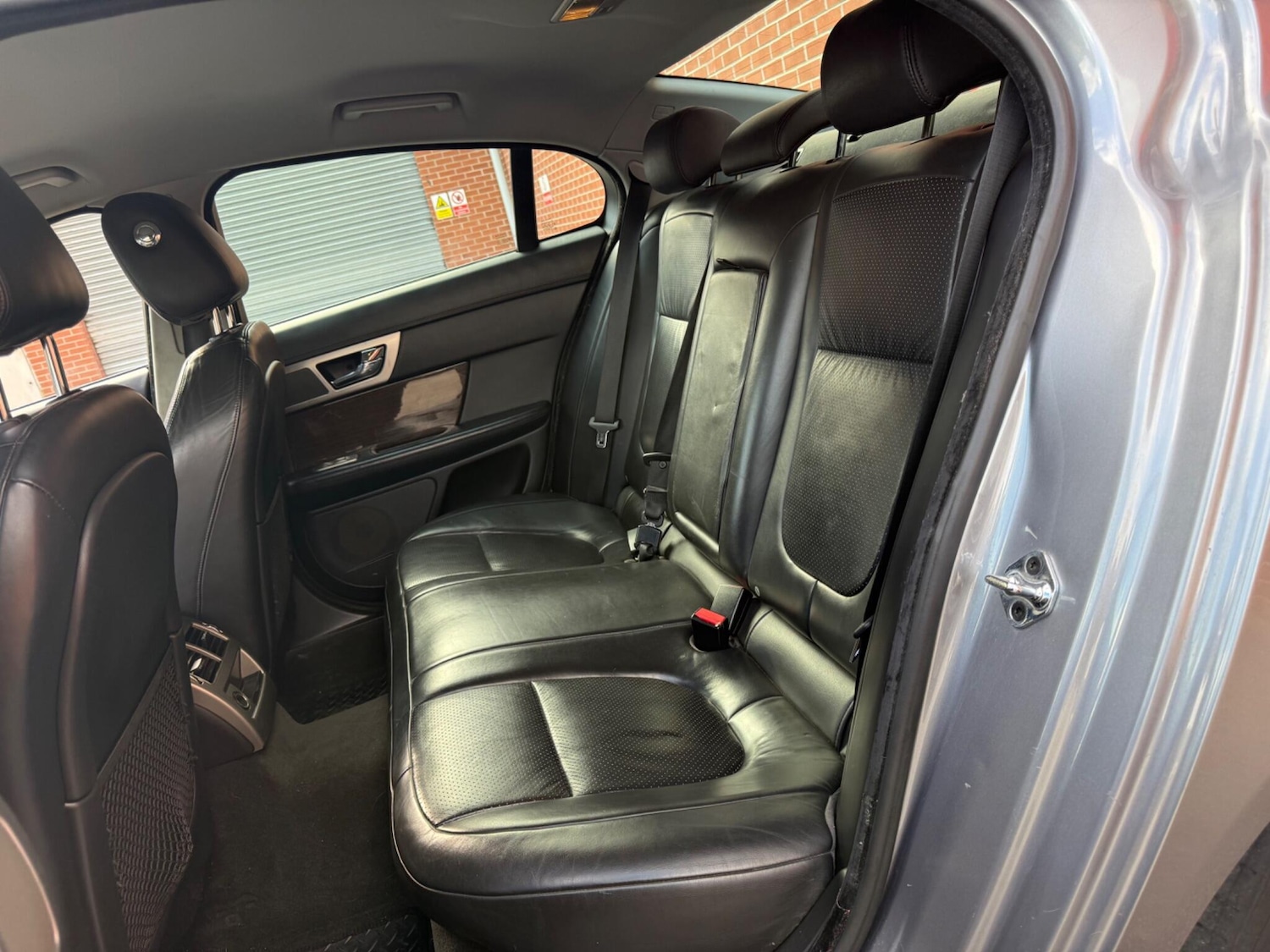 Used Jaguar XF 2010 for sale - 76988342: Photo 29