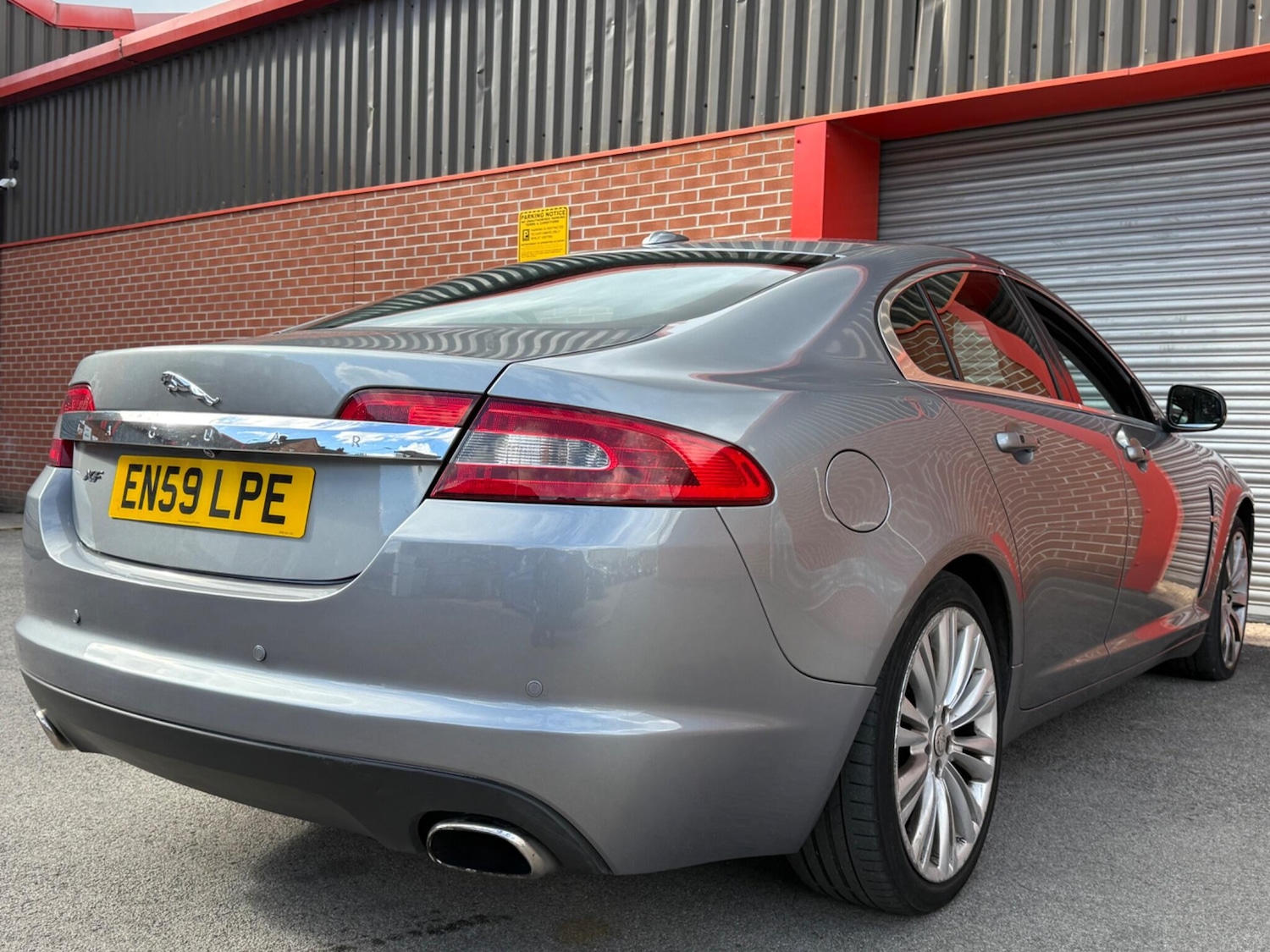 Used Jaguar XF 2010 for sale - 76988342: Photo 37