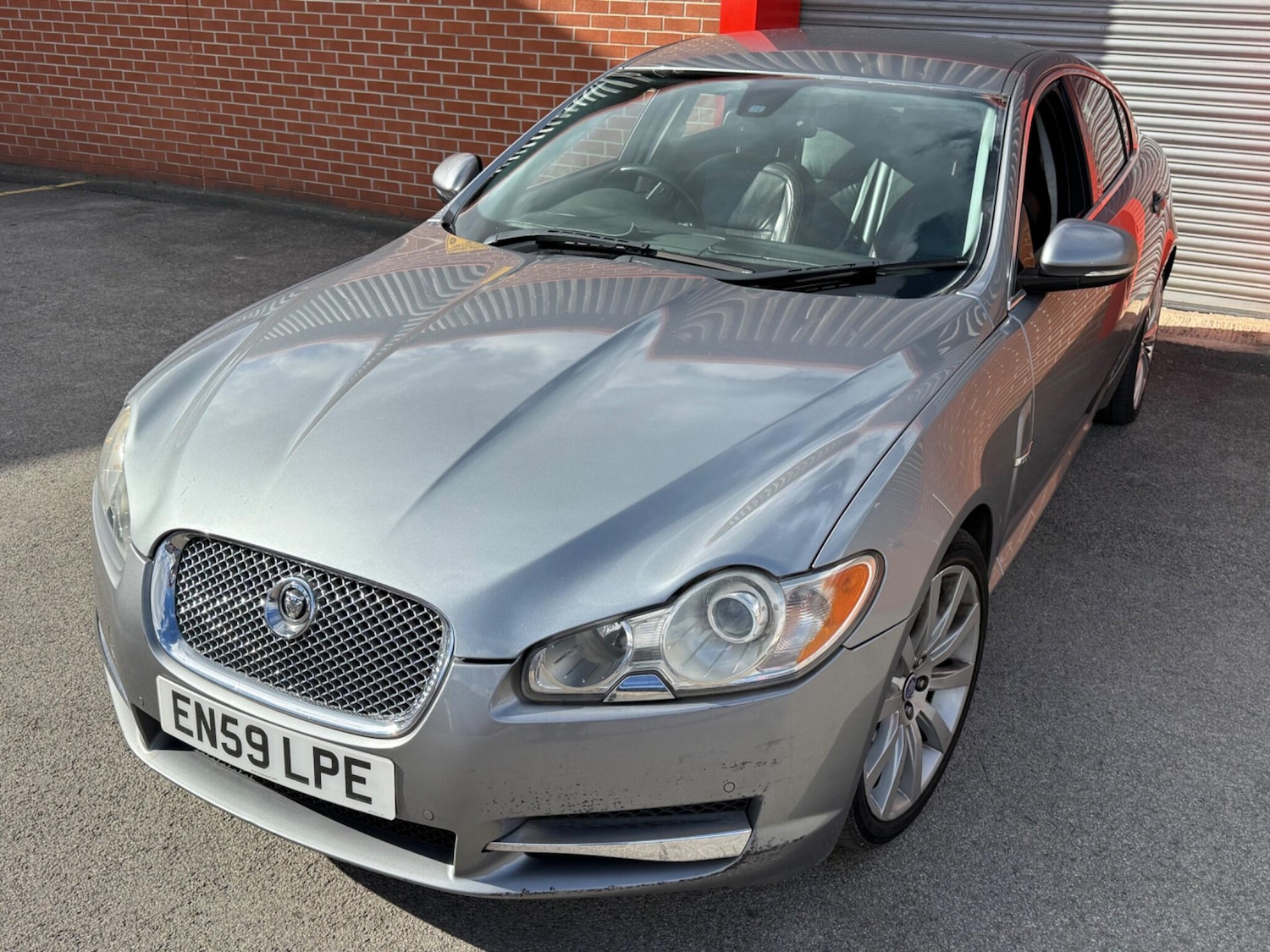 Used Jaguar XF 2010 for sale - 76988342: Photo 6