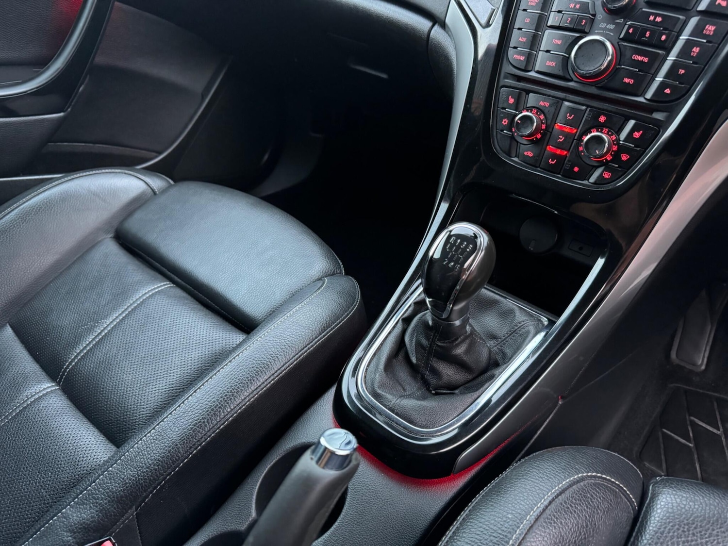 Used Vauxhall Astra 2014 for sale - 77162929: Photo 14