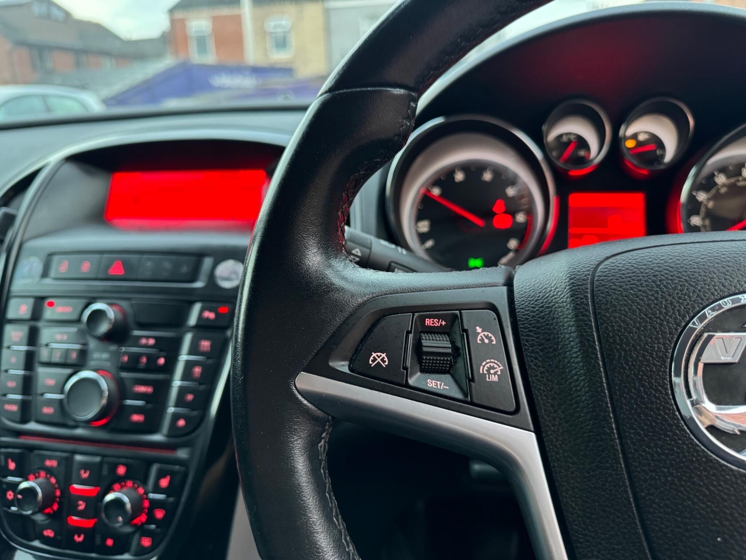 Used Vauxhall Astra 2014 for sale - 77162929: Photo 15