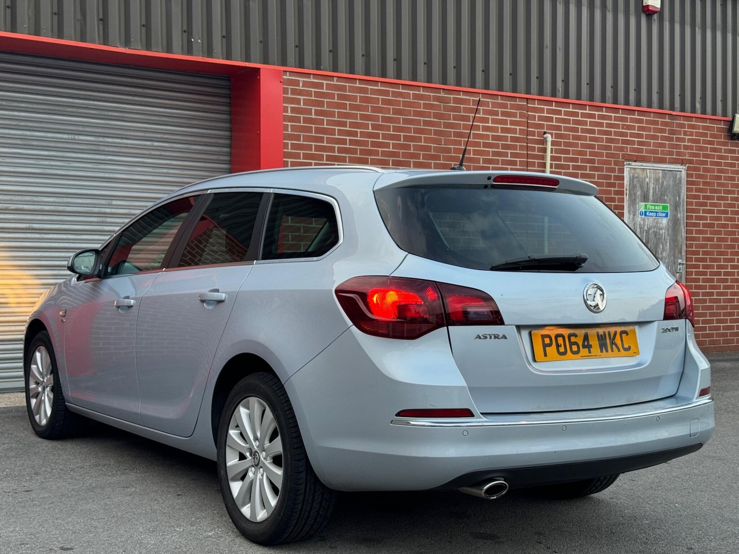 Used Vauxhall Astra 2014 for sale - 77162929: Photo 28
