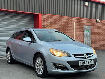 Used Vauxhall Astra 2014 for sale - 77162929: Photo