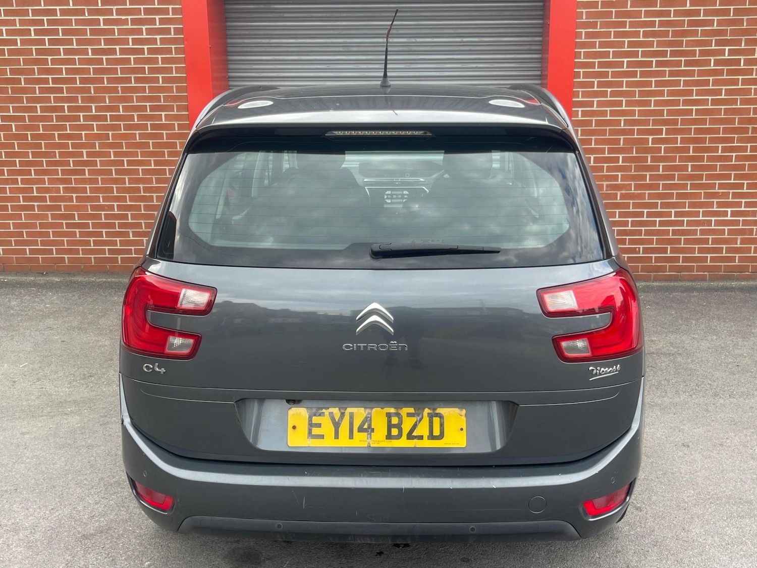Vehicle 28