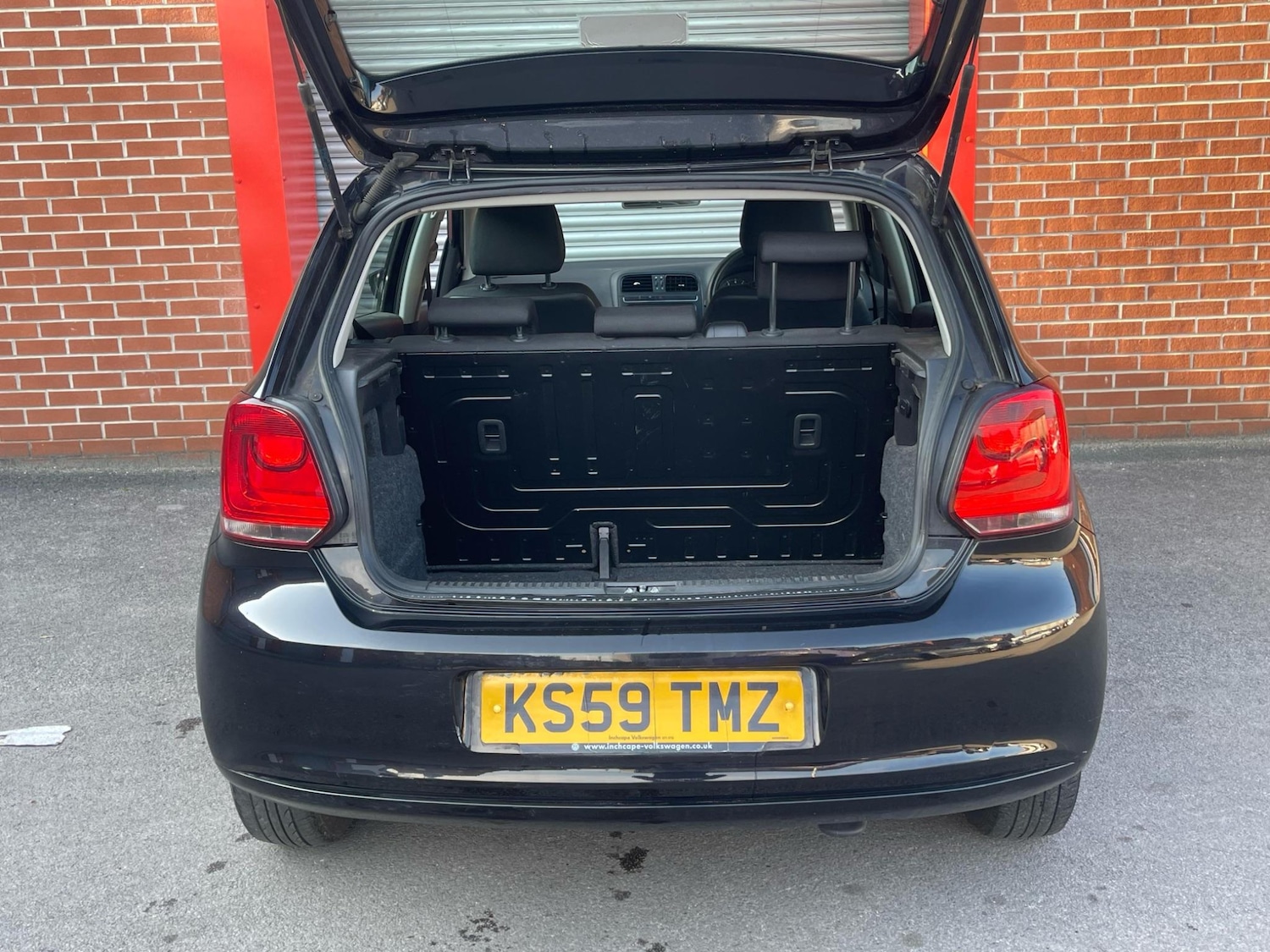 Vehicle 27