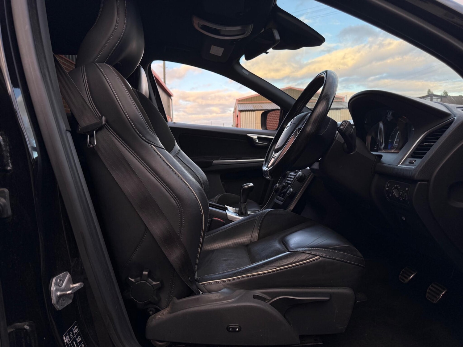 Used Volvo XC60 2015 for sale - 76000574: Photo 23