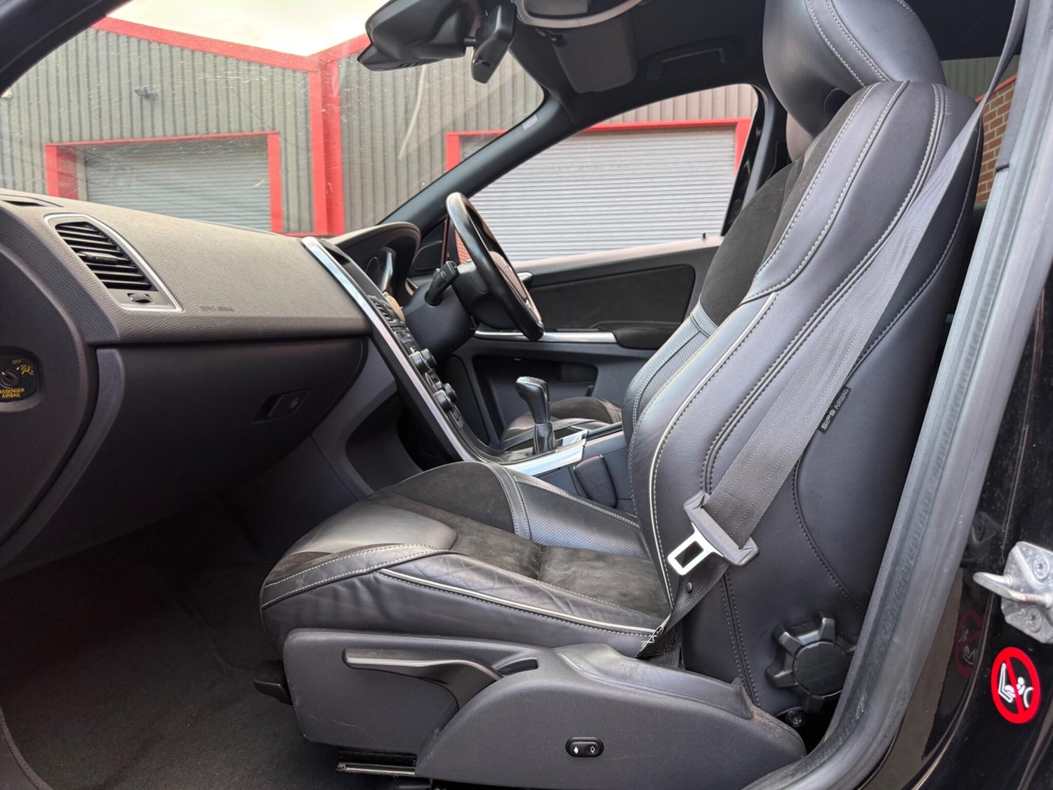 Used Volvo XC60 2015 for sale - 76000574: Photo 26