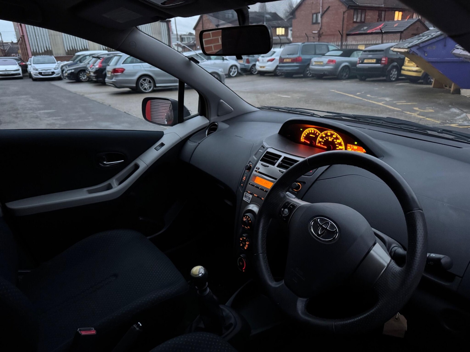 Used Toyota Yaris 2010 for sale - 76886800: Photo 10