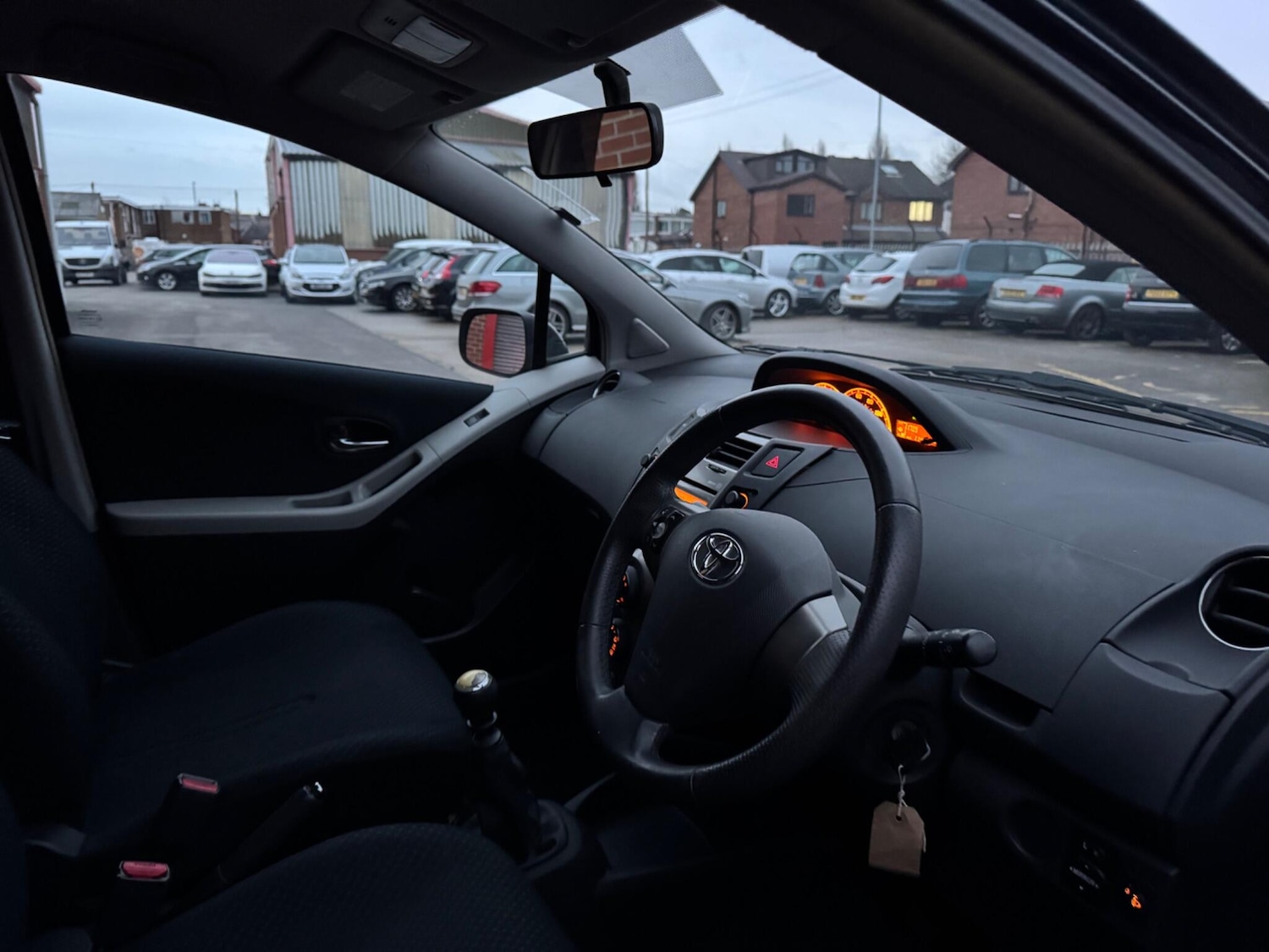 Used Toyota Yaris 2010 for sale - 76886800: Photo 11