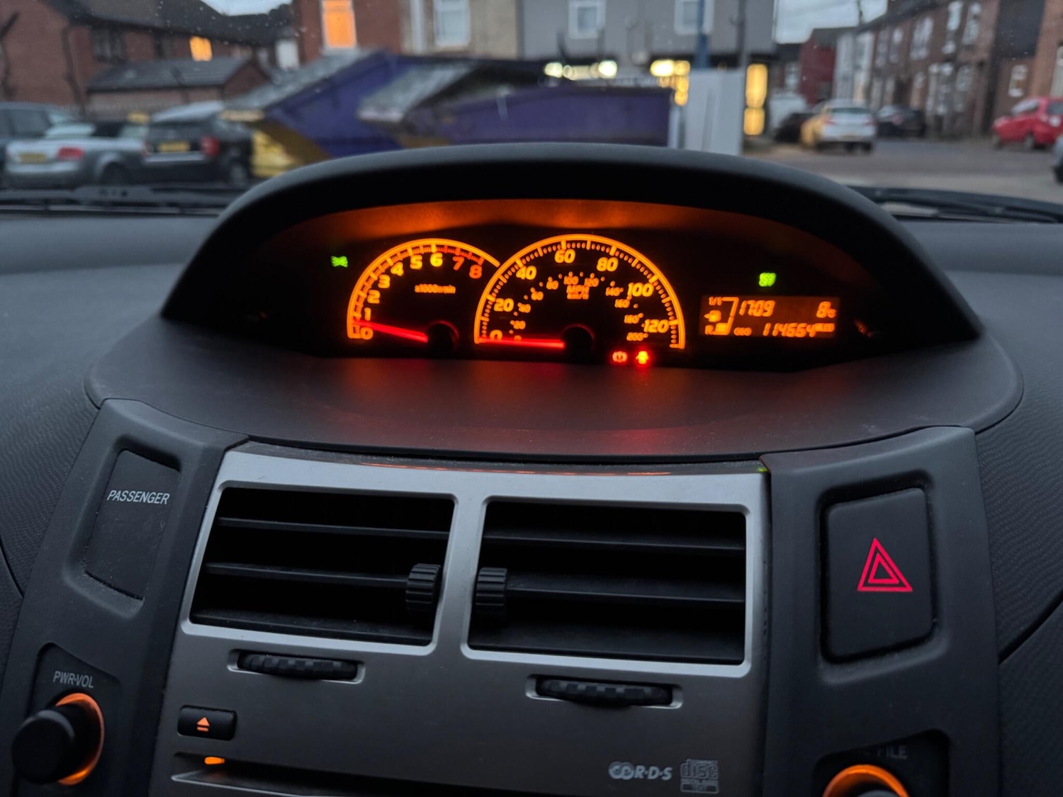 Used Toyota Yaris 2010 for sale - 76886800: Photo 12