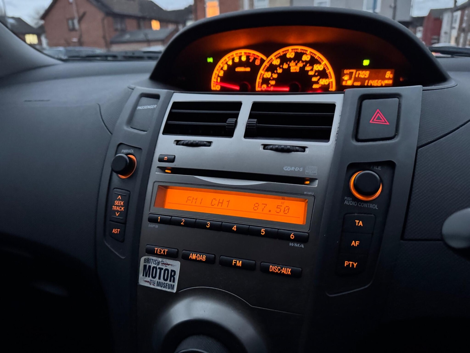 Used Toyota Yaris 2010 for sale - 76886800: Photo 14