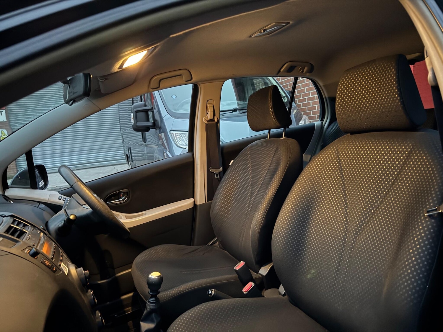 Used Toyota Yaris 2010 for sale - 76886800: Photo 23