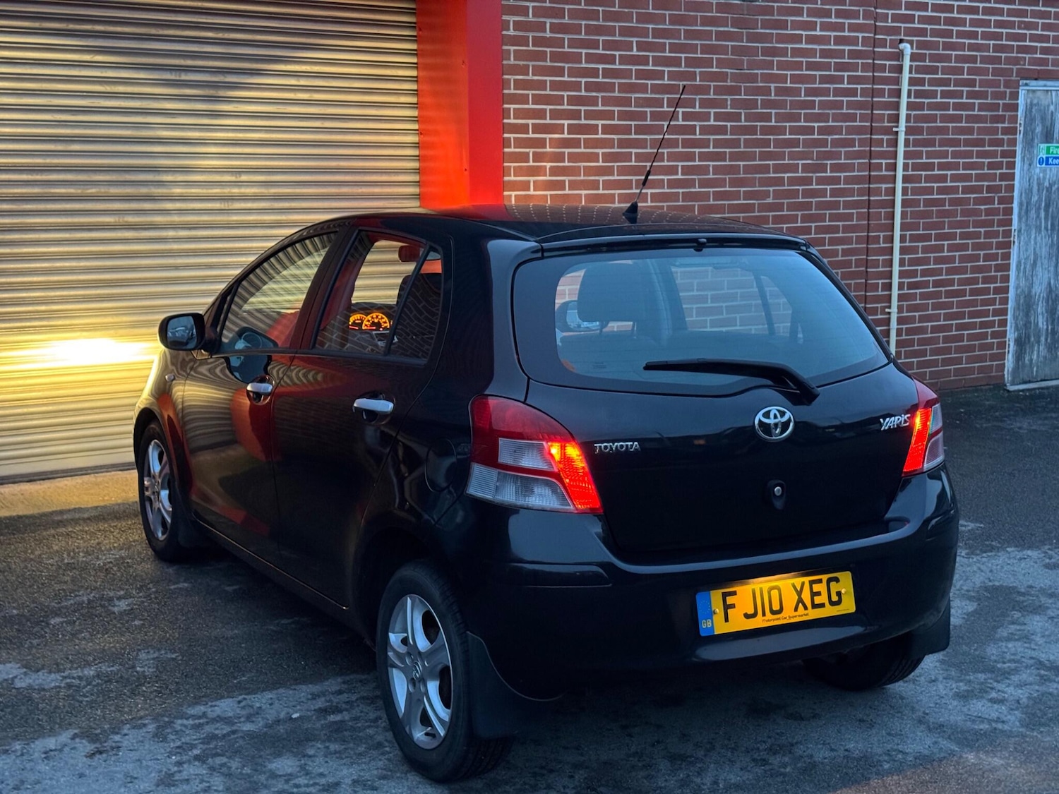 Used Toyota Yaris 2010 for sale - 76886800: Photo 24