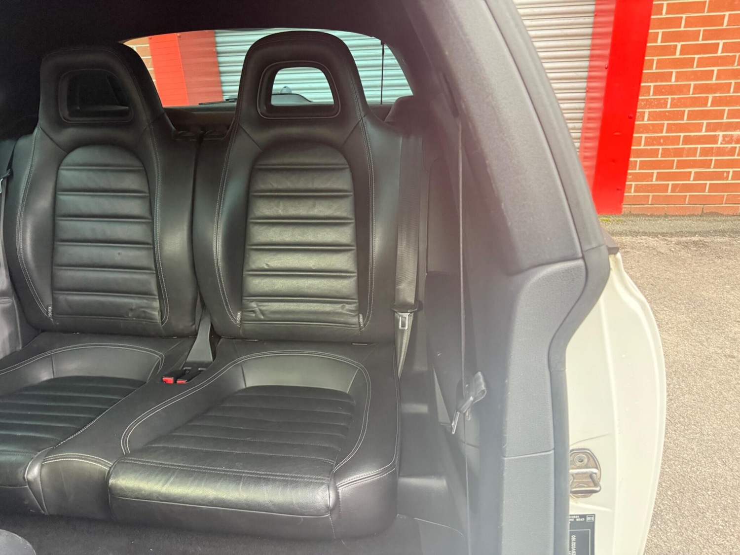 Used Volkswagen Scirocco 2011 for sale - 78072779: Photo 28