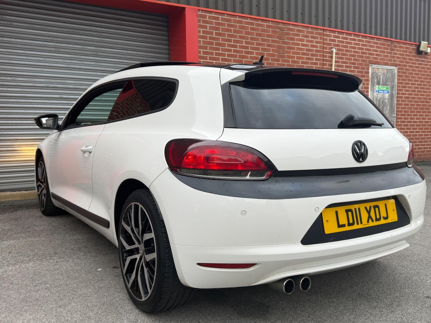 Used Volkswagen Scirocco 2011 for sale - 78072779: Photo 33