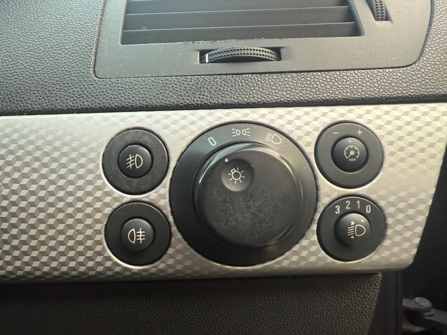 Used Vauxhall Astra for sale - 77768043: Photo 10