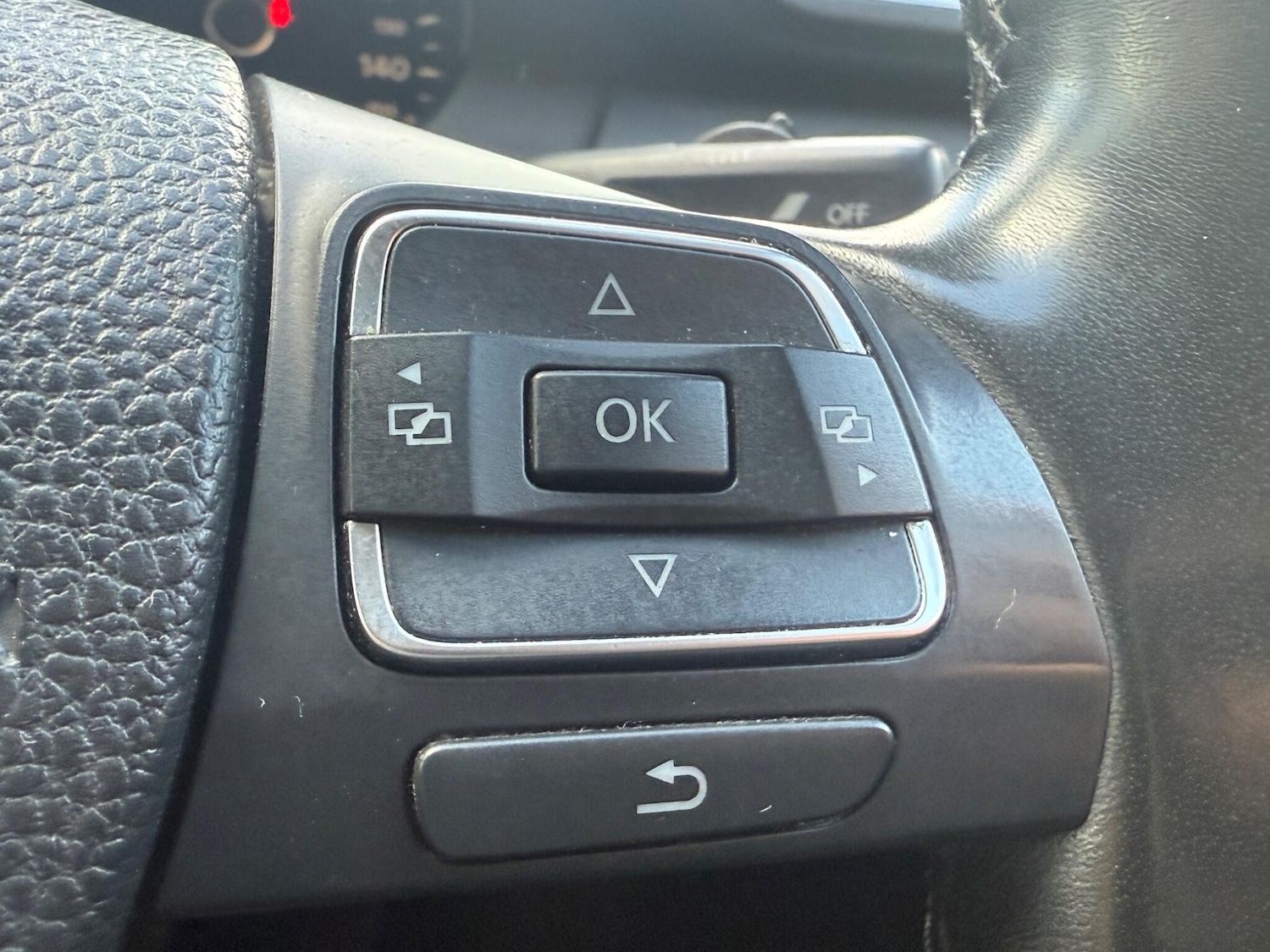 Used Volkswagen Passat 2011 for sale - 77524882: Photo 11