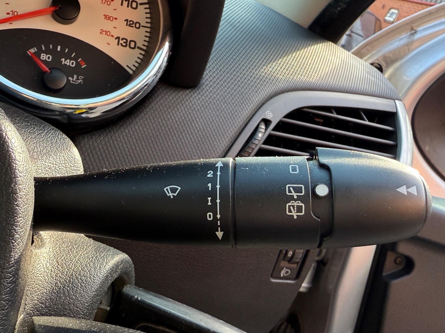 Used Peugeot 207 for sale - 77671621: Photo 10