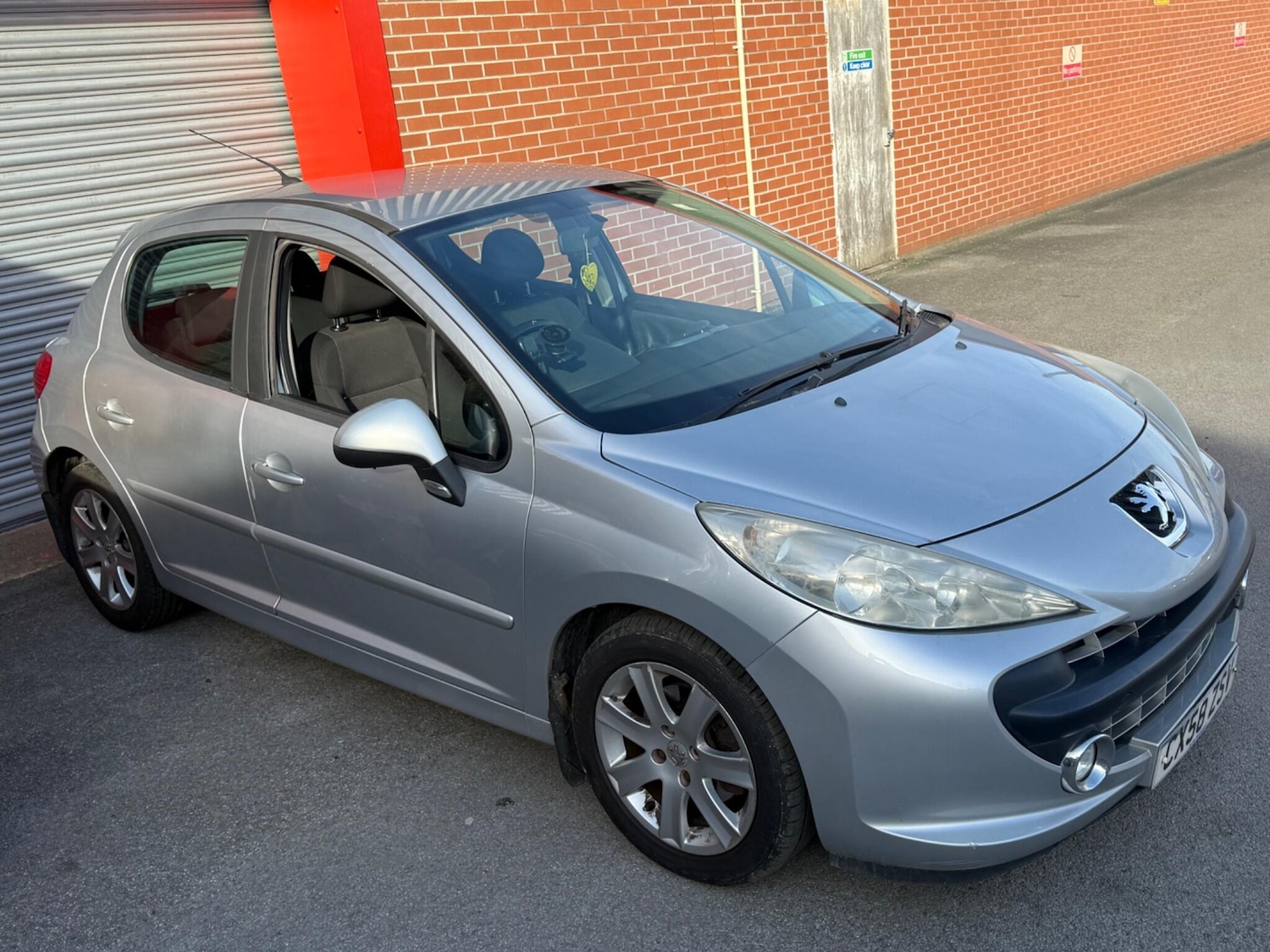 Used Peugeot 207 for sale - 77671621: Photo 2