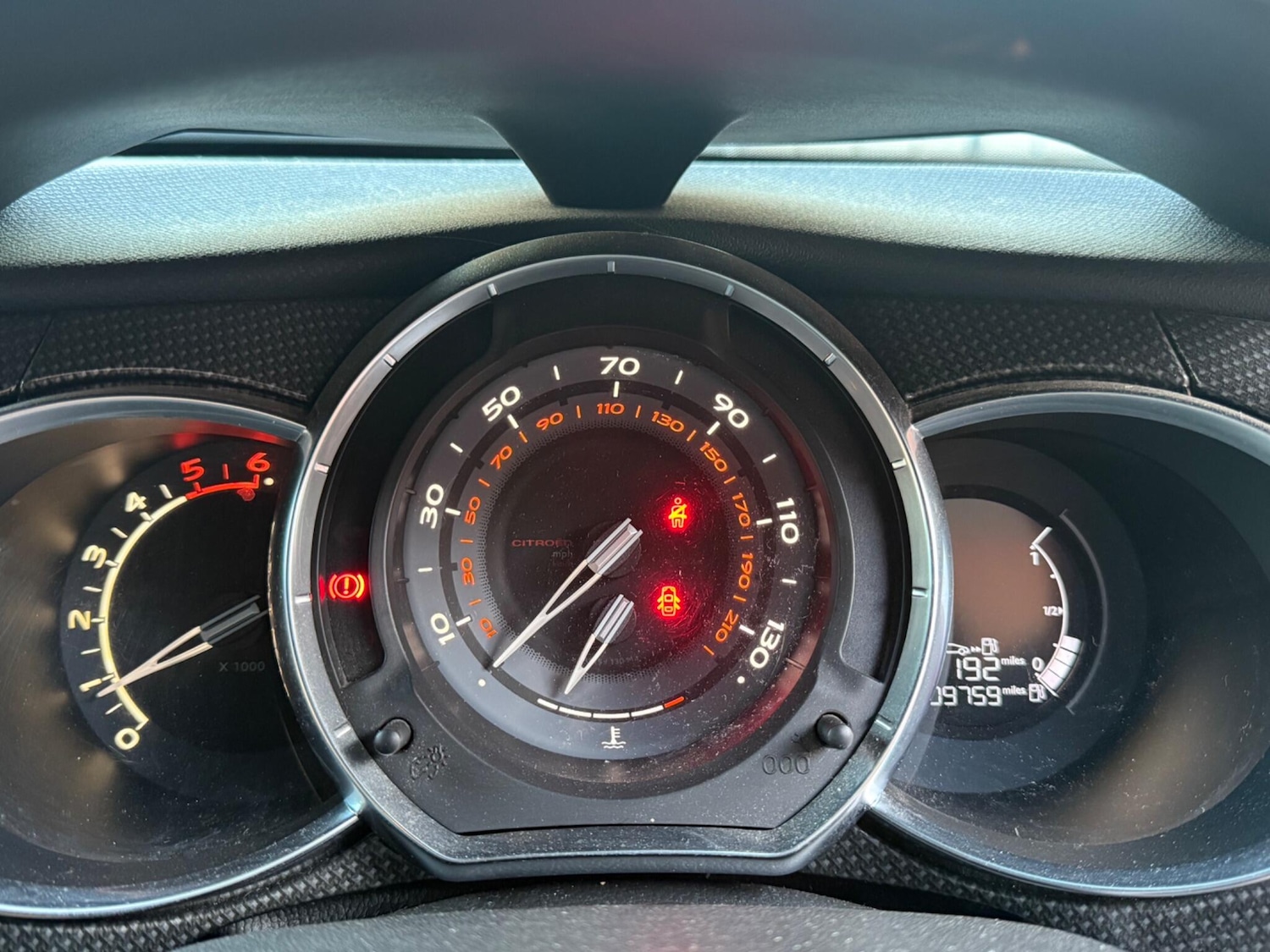 Used Citroen DS3 2014 for sale - 76059605: Photo 10