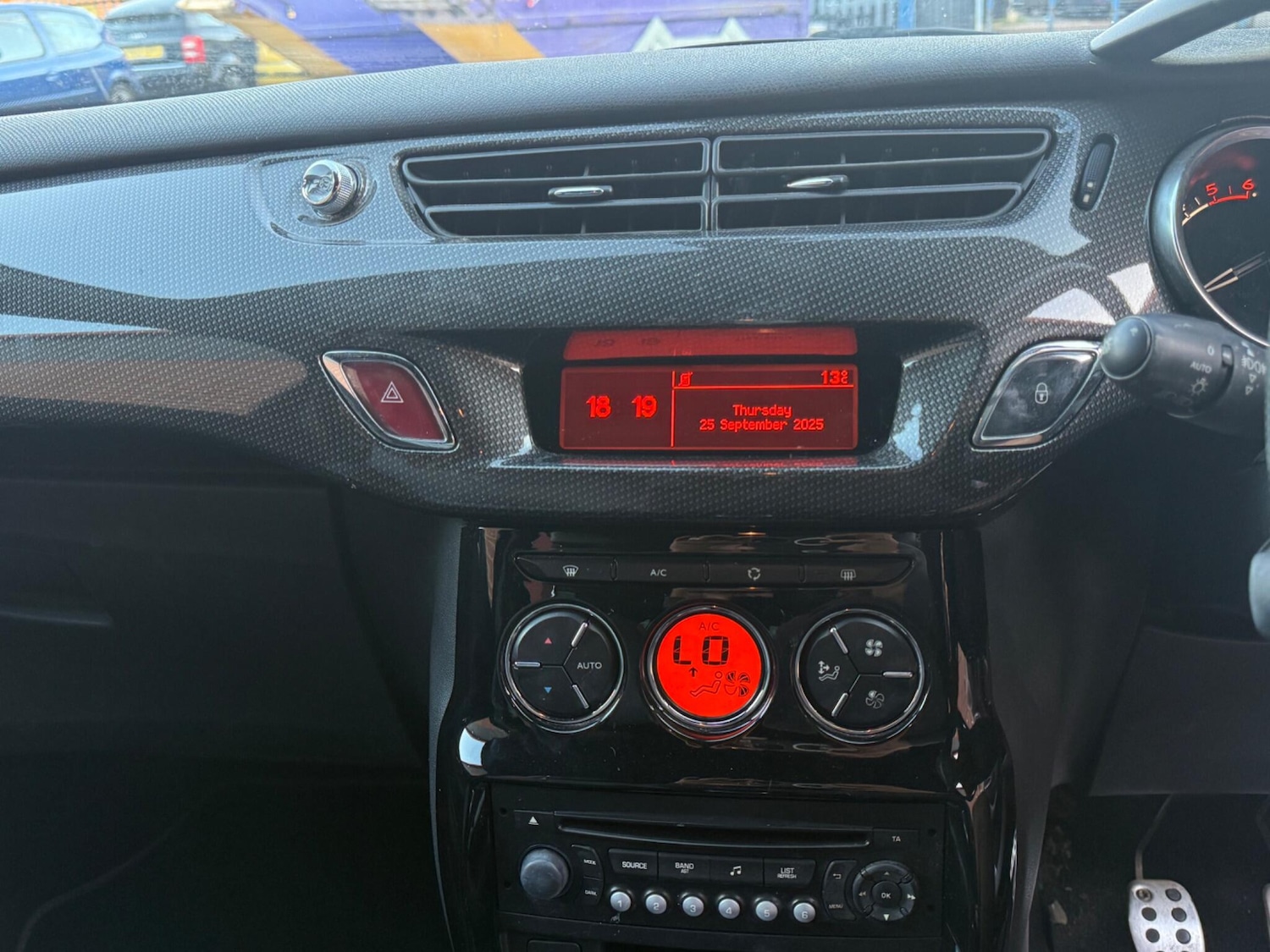 Used Citroen DS3 2014 for sale - 76059605: Photo 11