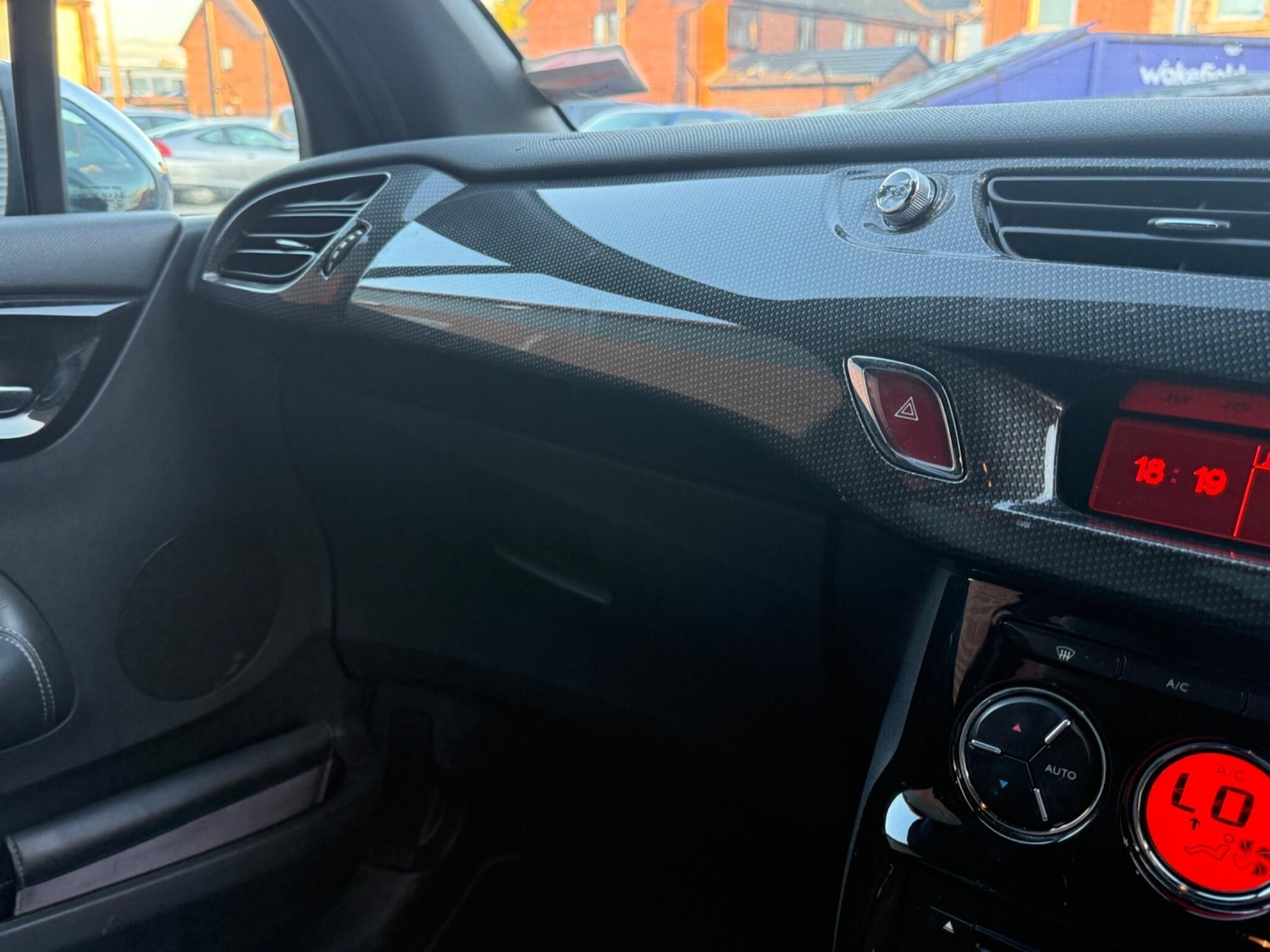 Used Citroen DS3 2014 for sale - 76059605: Photo 13